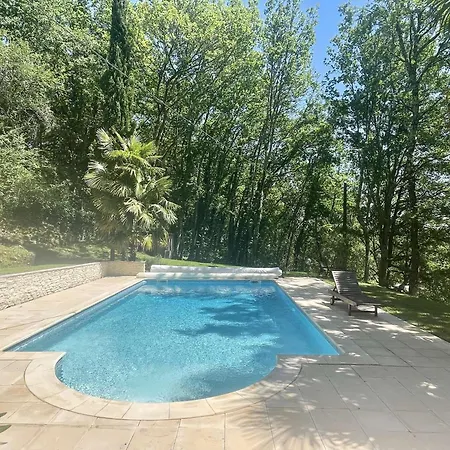 Charmante Maison Avec Piscine Pour 6 Personnes A - Fr-1-824-17 Holiday home *