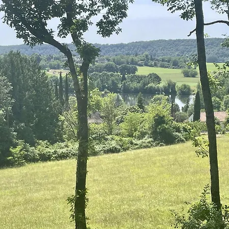 Holiday home Charmante Maison Avec Piscine Pour 6 Personnes A - Fr-1-824-17 Tremolat