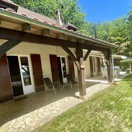 Charmante Maison Avec Piscine Pour 6 Personnes A - Fr-1-824-17 Holiday home