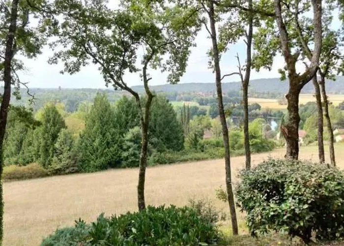 Charmante Maison Avec Piscine Pour 6 Personnes A - Fr-1-824-17 * Tremolat